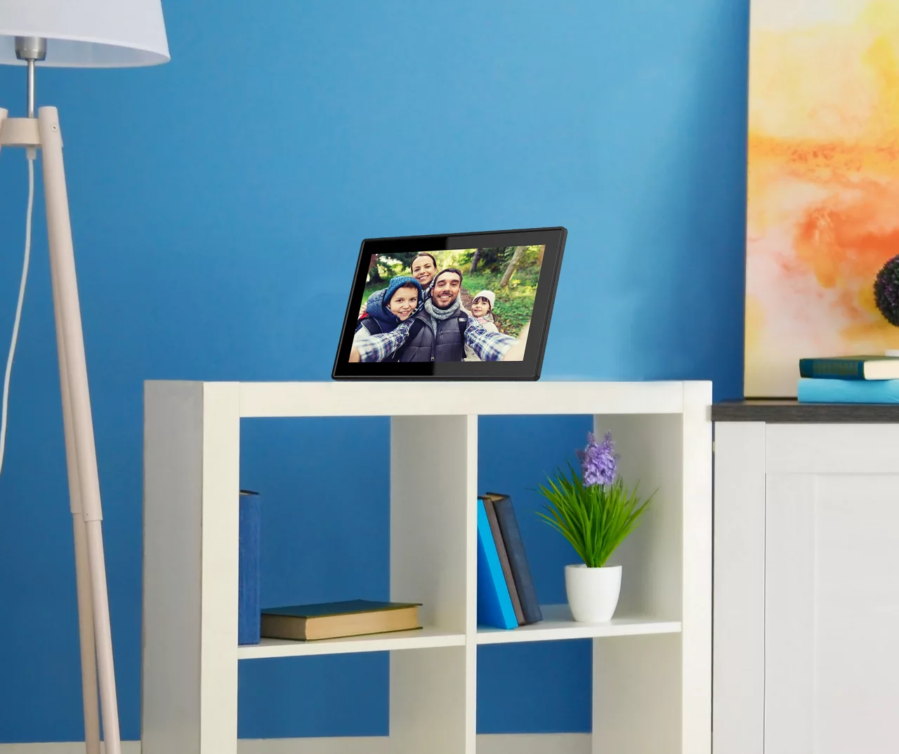 10" Minolta Smart Wi-Fi Photo Frame 2 10" Minolta Smart Wi-Fi Photo Frame - Image 2