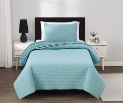 Real Living Quilt Set