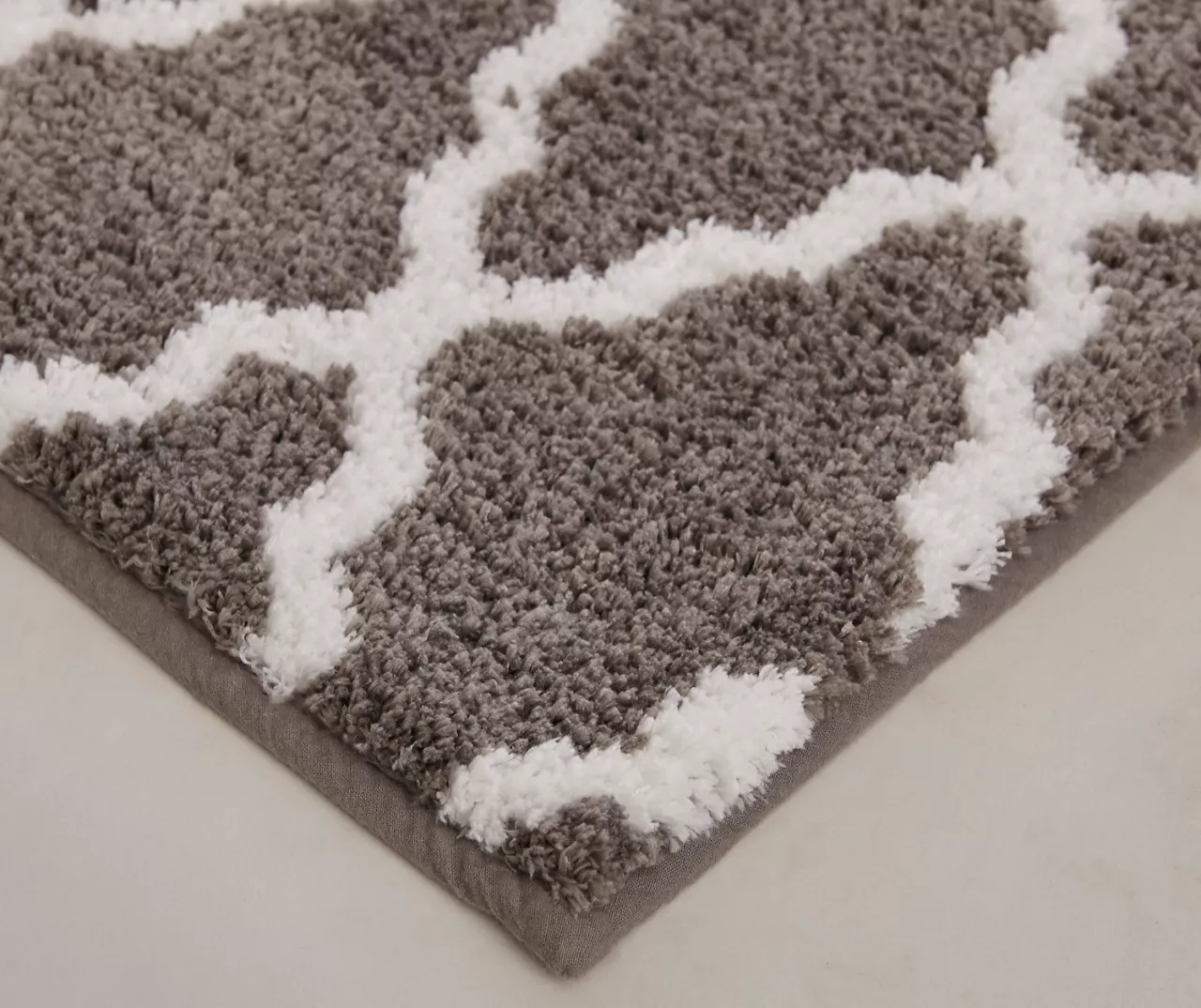 Mohawk Horizon Pueblo Lattice Bath Rug 4 Mohawk Horizon Pueblo Lattice Bath Rug - Image 4