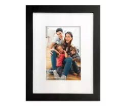 Black Matted Linear Photo Frame, (5" X 7")
