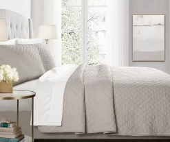 Ava Gray Diamond-Quilted Full/Queen 3-Piece Quilt Set