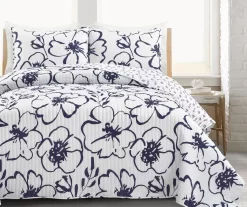 Scandinavian Floral Quilt Set