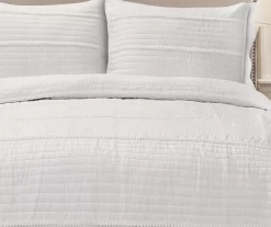 Pom-Pom Stripe 3-Piece Quilt Set