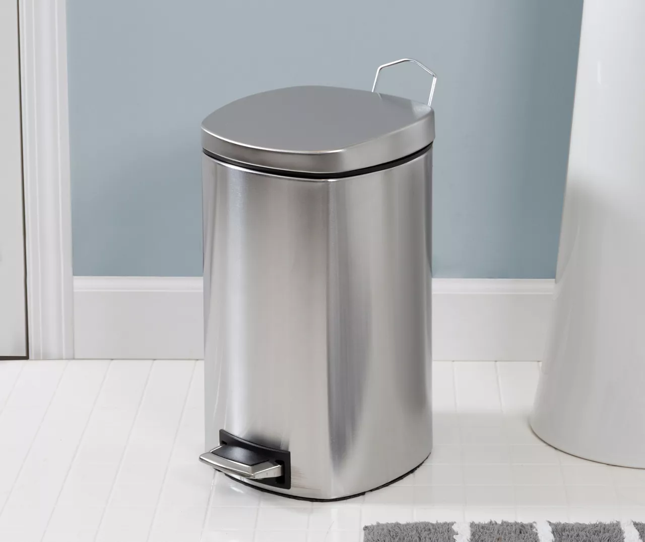 Stainless Steel 3-Gal. Rounded-Square Pedal Soft-Close Trash Can 7 Stainless Steel 3-Gal. Rounded-Square Pedal Soft-Close Trash Can - Image 7